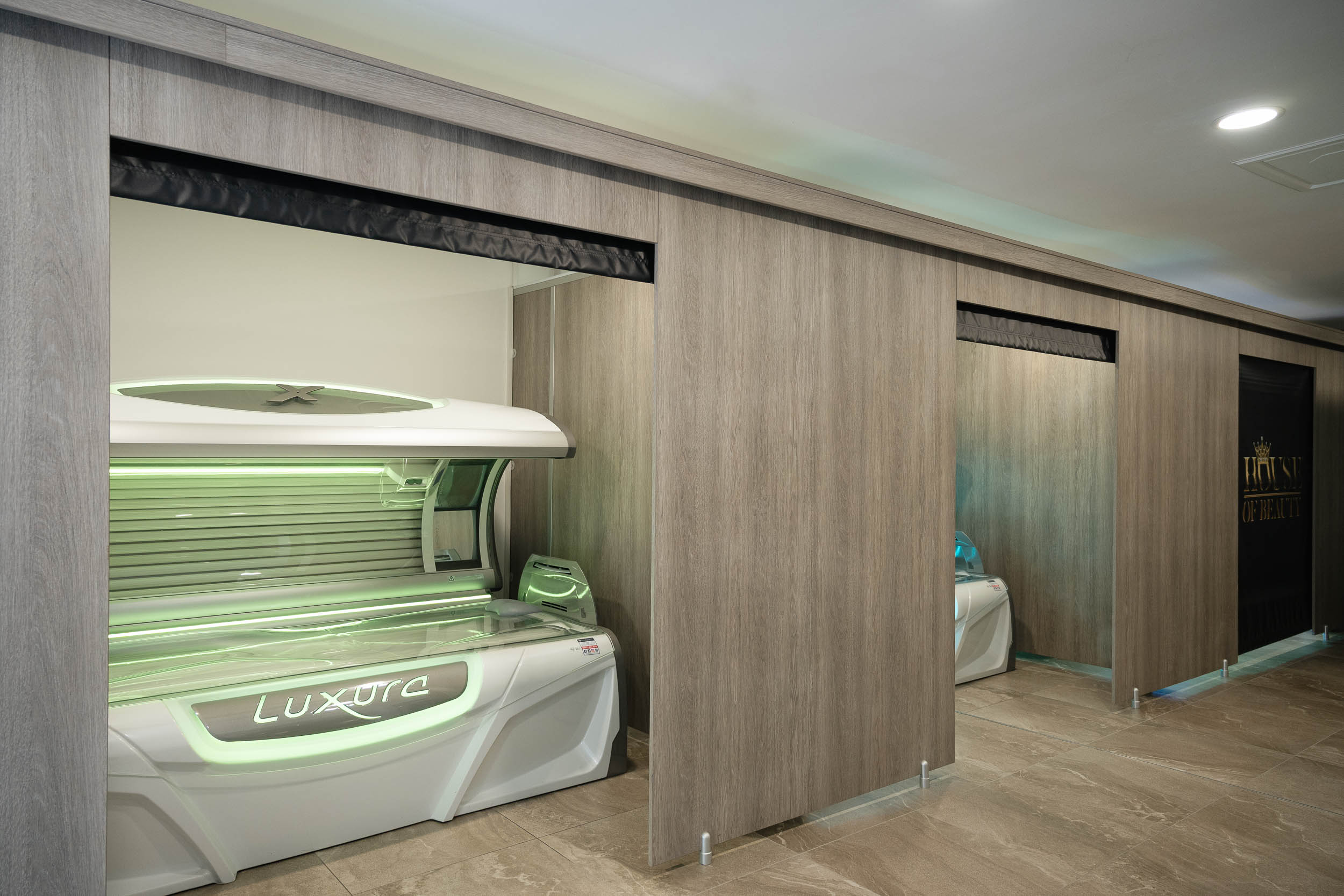 Sun Palms sunbeds at House of Beauty Telford